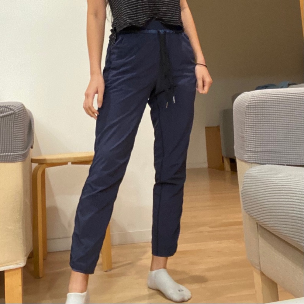 ❌SOLD❌Lululemon Navy Blue Joggers Swears 4 Small